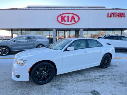 Used 2022 Chrysler 300 Touring L