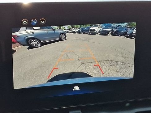 Used 2025 Chevrolet Equinox LT AWD/4WD image 13