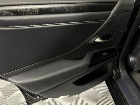 Used 2024 Lexus ES 350 w/ Premium Package image 27