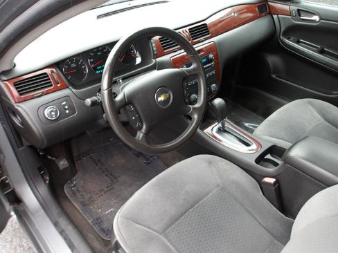 Used 2006 Chevrolet Impala LT FWD image 9