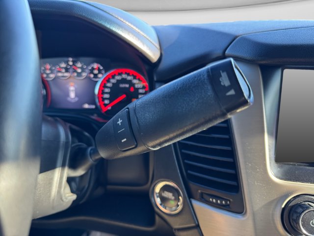 Used 2016 GMC Yukon Denali RWD image 18