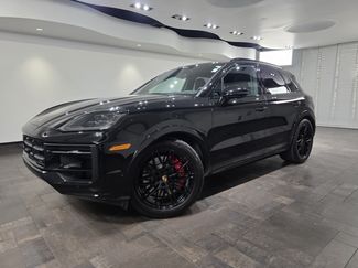 Used 2025 Porsche Cayenne GTS AWD/4WD video 1