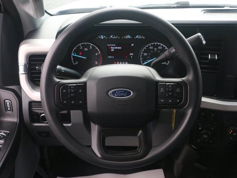 Used 2025 Ford F250 XL w/ XL Off-Road Package AWD/4WD image 18