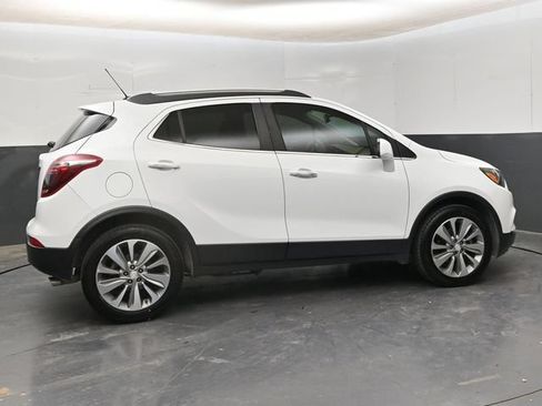 Used 2020 Buick Encore Preferred FWD image 8