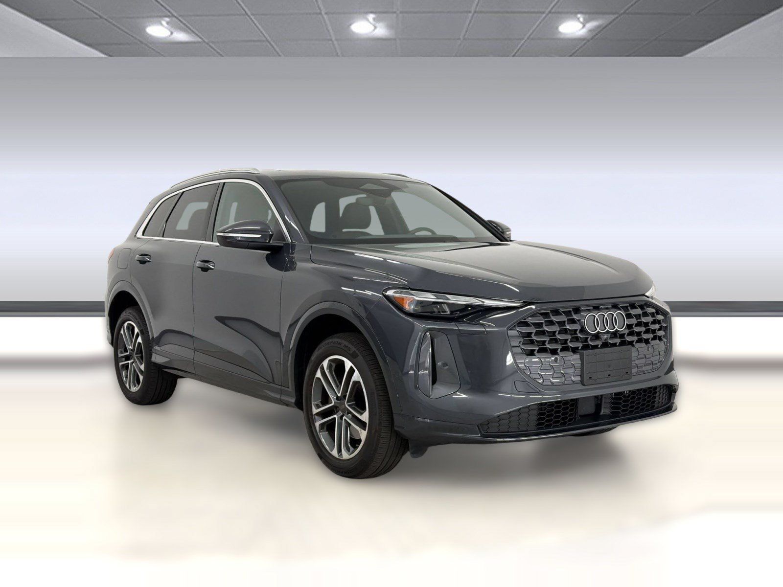 Certified 2025 Audi Q5 Premium w/ Convenience Package AWD/4WD image 7