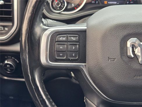 Used 2019 RAM 2500 Laramie w/ Black Appearance Package AWD/4WD image 26