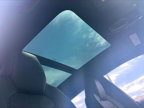 Used 2023 Audi RS Q8 AWD/4WD image 27