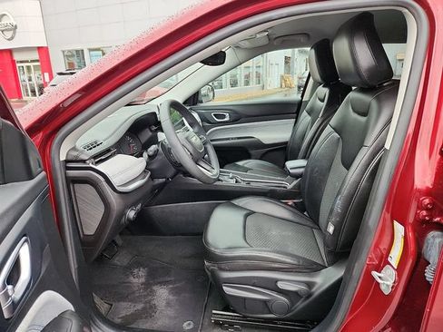 Used 2022 Jeep Compass Latitude AWD/4WD image 14