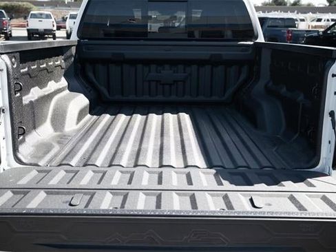 New 2026 Chevrolet Colorado ZR2 w/ Off-Road Front Bumper Package image 16