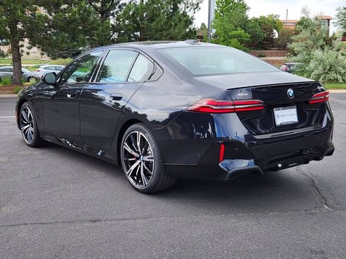 New 2027 BMW 530i xDrive w/ M Sport Package AWD/4WD image 3