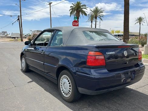 Used 2002 Volkswagen Cabrio GLS FWD image 17