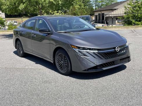 New 2026 Nissan Sentra SV w/ SV Convenience Package FWD image 8