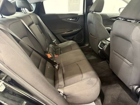 Used 2021 Chevrolet Malibu LT image 23