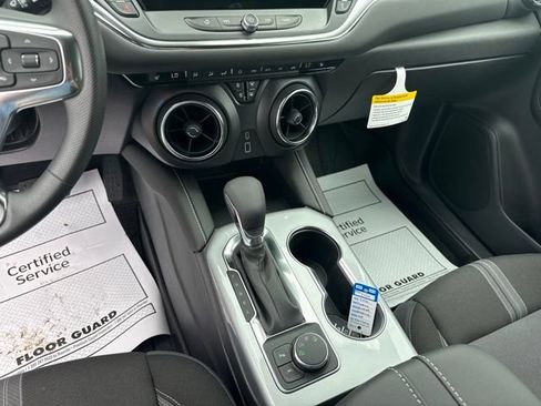 New 2026 Chevrolet Blazer LT w/ Midnight/Sport Edition AWD/4WD image 20