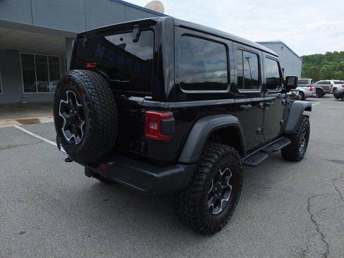 Used 2021 Jeep Wrangler Unlimited Sport w/ Sun And Sound Package AWD/4WD image 3