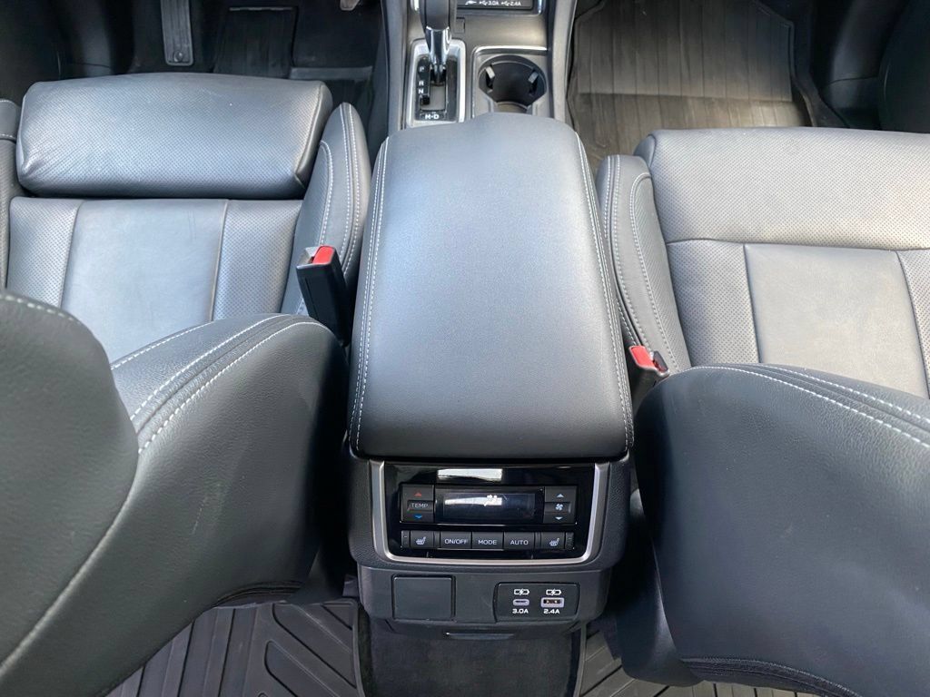Used 2024 Subaru Ascent Limited AWD/4WD image 34