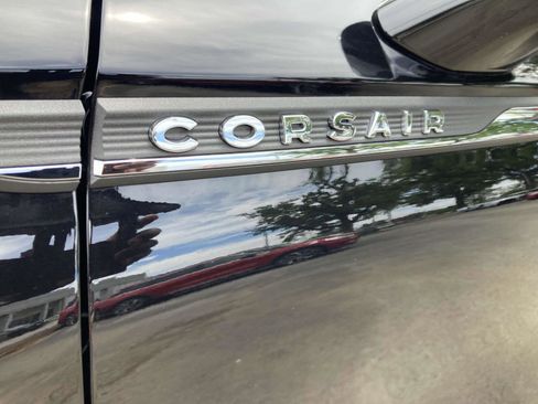 New 2025 Lincoln Corsair Premiere w/ Equipment Group 101A image 13