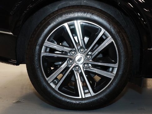 Used 2024 Cadillac Lyriq Luxury w/ LPO, Floor Liner Package image 26