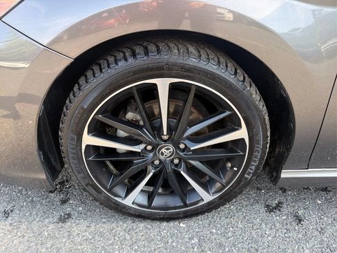 Used 2018 Toyota Camry XSE w/ Driver Assist Package FWD image 17