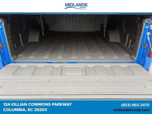 Used 2024 Jeep Gladiator Sport AWD/4WD image 9