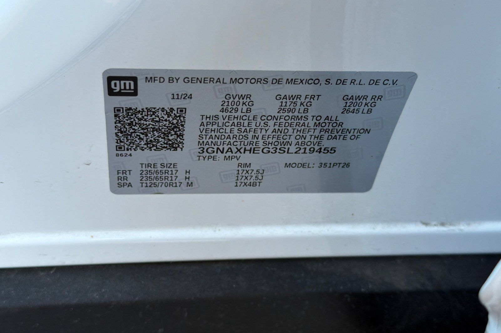 Used 2025 Chevrolet Equinox LT FWD image 36