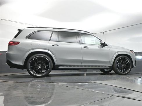 New 2026 Mercedes-Benz GLS 580 4MATIC image 40