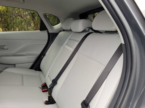 Used 2024 Hyundai Kona SEL FWD image 14