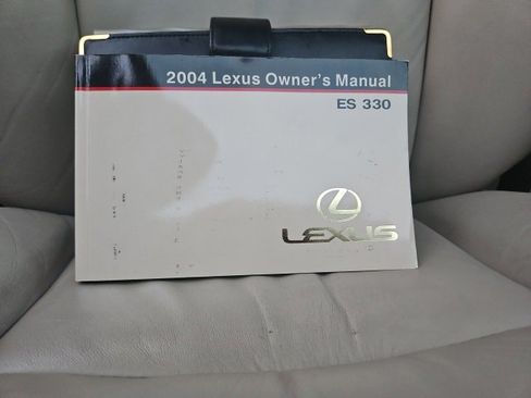 Used 2004 Lexus ES 330 image 28