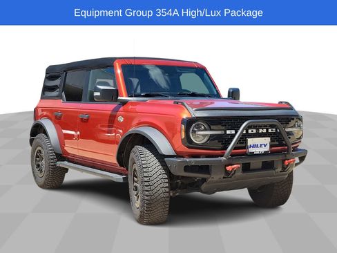 Used 2024 Ford Bronco Wildtrak AWD/4WD image 2