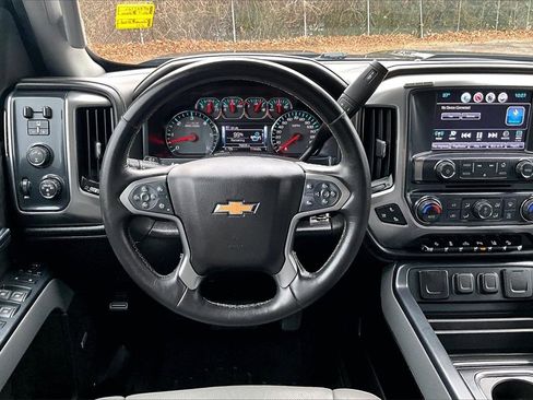 Used 2017 Chevrolet Silverado 2500 LTZ w/ Midnight Edition image 9