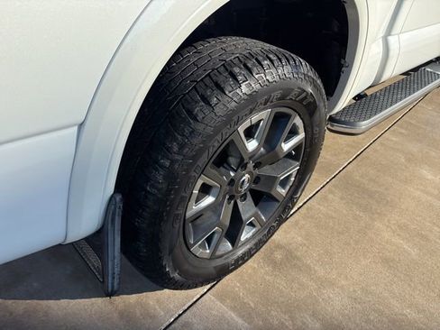 Used 2021 Nissan Titan Platinum Reserve w/ Moonroof Package image 10