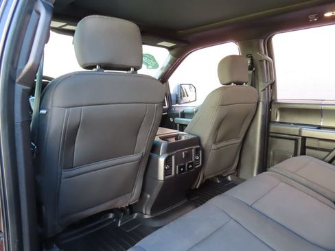Used 2019 Ford F150 XLT w/ Equipment Group 302A Luxury AWD/4WD image 27