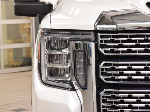 Used 2020 GMC Sierra 2500 Denali w/ Denali Ultimate Package AWD/4WD image 11