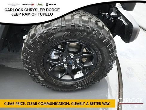 Used 2025 Jeep Wrangler Sport image 47