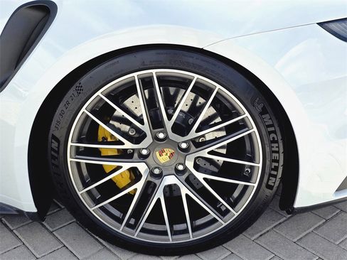 Used 2022 Porsche 911 Turbo S image 5