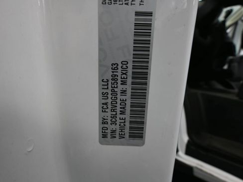 Used 2023 RAM ProMaster 2500 FWD image 40