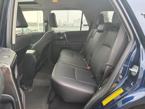 Used 2024 Toyota 4Runner TRD Off-Road Premium image 21
