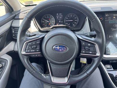 Used 2025 Subaru Legacy Premium AWD/4WD image 17