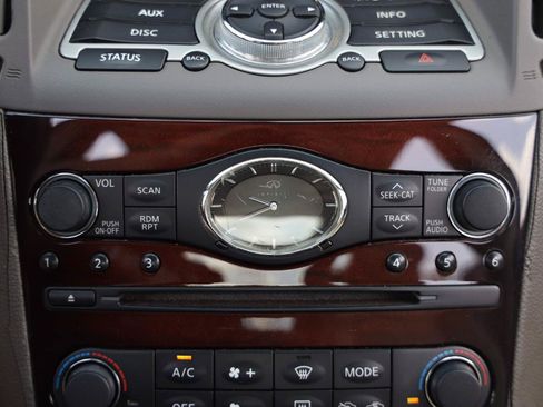 Used 2011 INFINITI G37 Journey w/ Premium Pkg RWD image 32