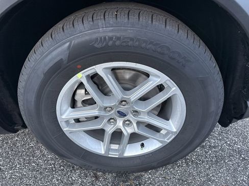 New 2026 Ford Explorer Active w/ Active Comfort Package RWD image 12
