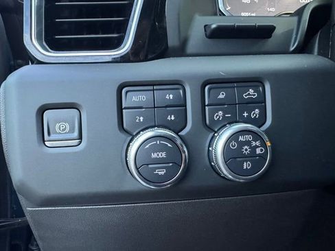 Used 2024 GMC Sierra 1500 Denali w/ Technology Package image 39