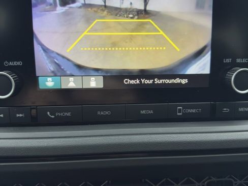 Certified 2025 Honda Accord LX image 19