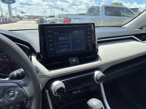Used 2019 Toyota RAV4 XLE w/ Protection Package FWD image 20