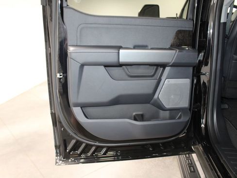 New 2025 Ford F250 Lariat w/ Lariat Ultimate Package image 26