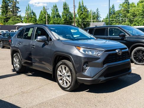 Used 2019 Toyota RAV4 XLE Premium w/ Cold Weather Package AWD/4WD image 1