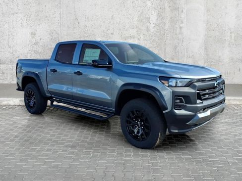 New 2026 Chevrolet Colorado Trail Boss AWD/4WD image 2