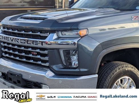 Used 2020 Chevrolet Silverado 2500 LTZ w/ LTZ Plus Package image 6
