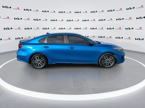Certified 2023 Kia Forte GT-Line FWD image 9