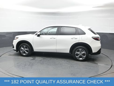 Certified 2026 Honda HR-V LX image 3