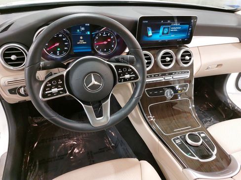 Used 2019 Mercedes-Benz C 300 Sedan image 17
